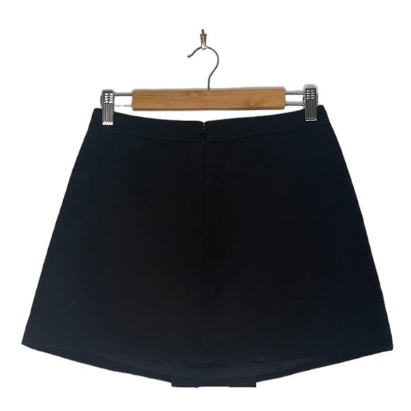 Vince Black Structured Mini Skirt Size 4 - NWOT - Picture 2 of 4